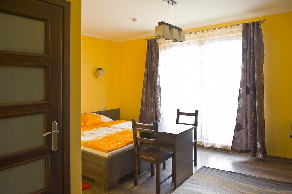 Pokoje Dwuosobowe Wladyslawowo Room photo